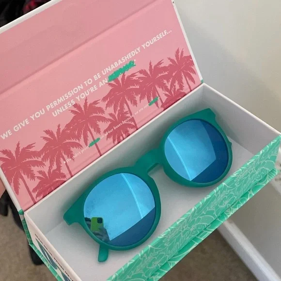 GOODR sunglasses - Picture 1 of 3